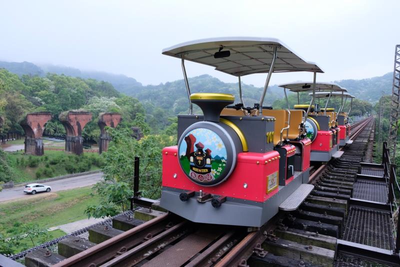 苗栗 舊山線RailBike鐵道自行車一日遊